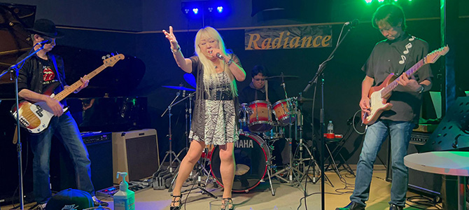 シンガーソングライター  マリー❤ルウ